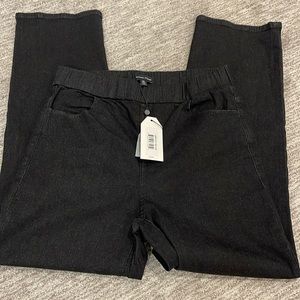American Standard XS Women’s 10-12 Pull on Black denim NWT